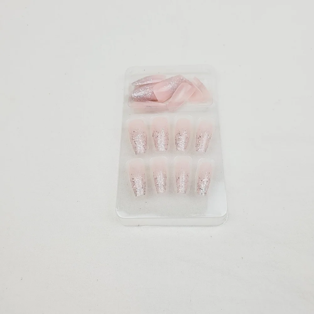24 Pieces Fake Press On Nails
